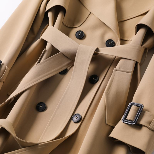 Elegant dobbeltradet trenchcoat til damer – Lang sort frakke til kvinder med justerbar taljebånd og premiumstof